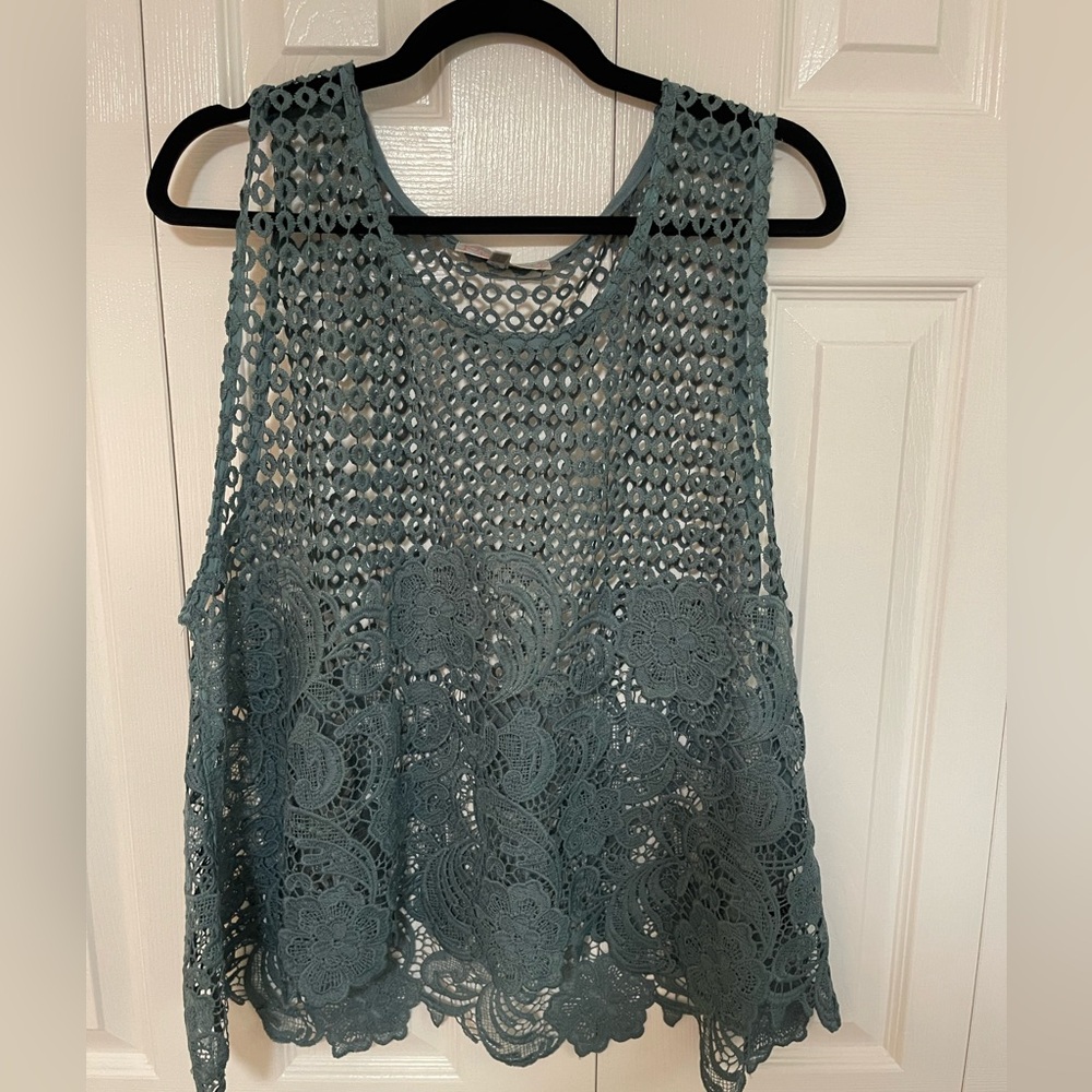 Pretty Angel Sleeveless Crochet & Lace Overlay Tank - Teal Green